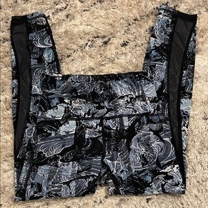 Lululmon Abstract Patterned Leggings size 4